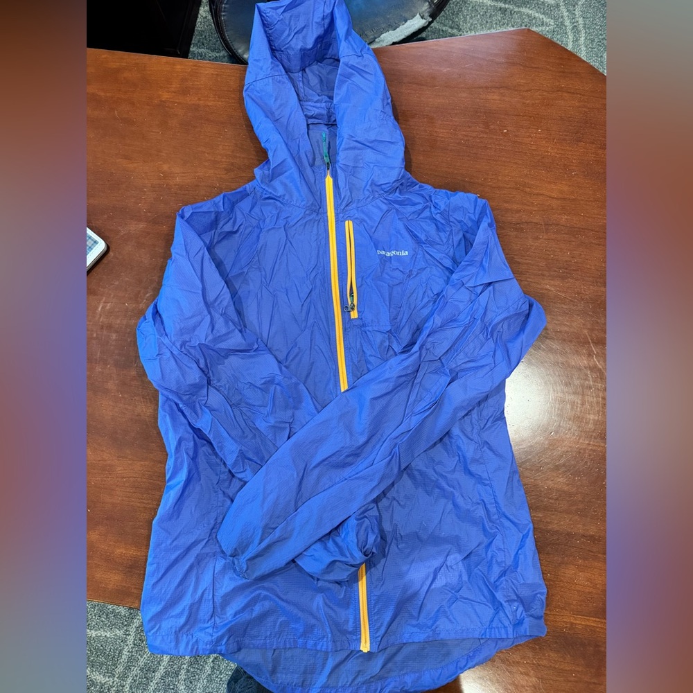 EUC Patagonia Women's Houdini Full Zip Jacket